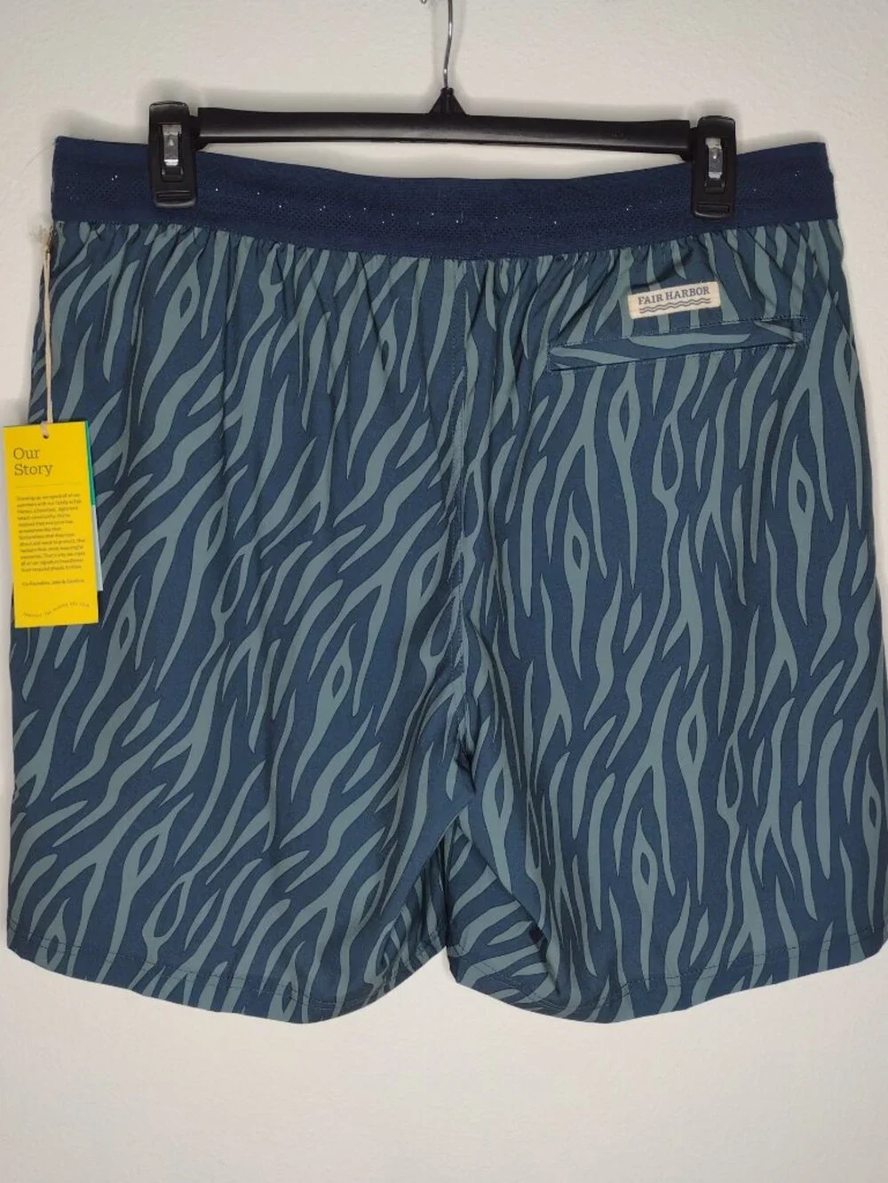 NWT Fair Harbor Men's Blue/Dark Denim Tiger Ozone Swim Trunks Size 2X
